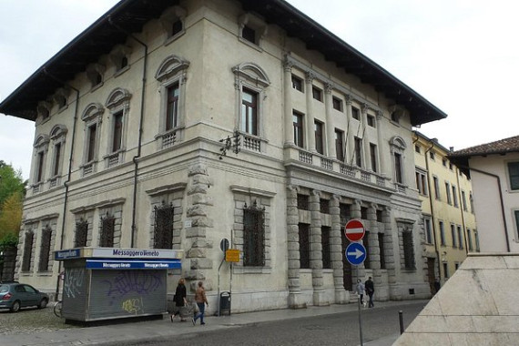 palazzo-antonini-maseri.jpg